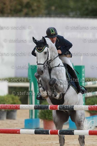 TONALI_LIMBO_GIO CAV 2011_SS3_9656.jpg